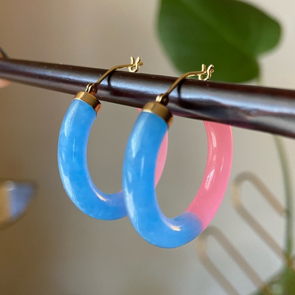 14k Genuine Jade Hoops - Mint Condition - Picture 5 of 16